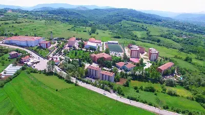 شعار جامعة بارتن