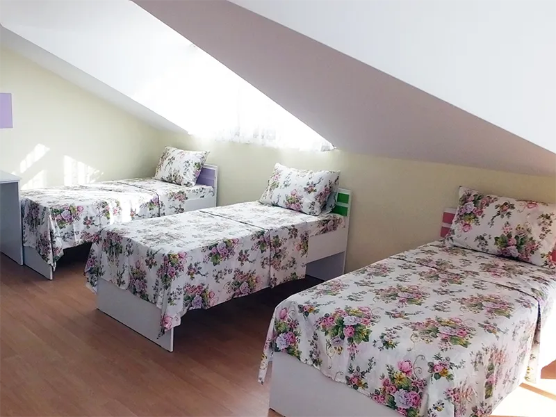 Equipped Triple Room in Male Dormitory Avcılar